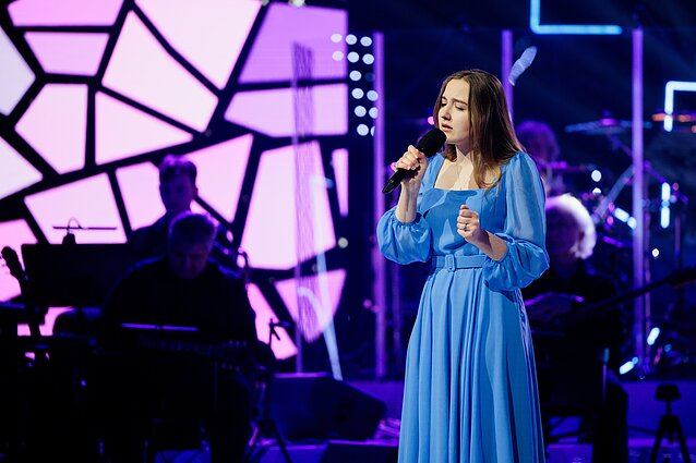 Dainų dainelė 2024. Evelina Dubauskaitė – „Kur kas nors turėtų būti”