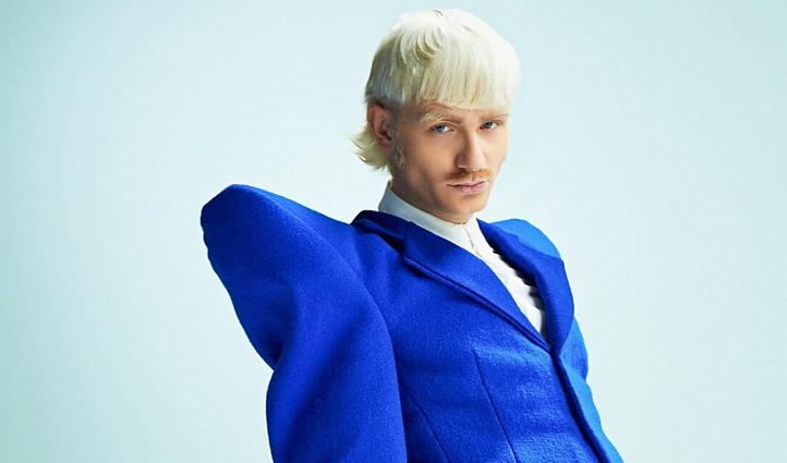 Nyderlandų atlikėjas diskvalifikuotas iš „Eurovizijos“: Švedijos policija pradėjo tyrimą