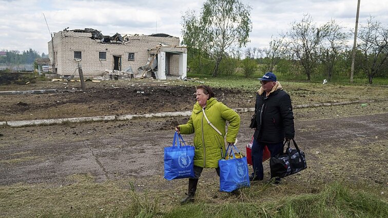 Zelenskis apie Charkivo srities puolimą: Rusija bando išplėsti fronto liniją