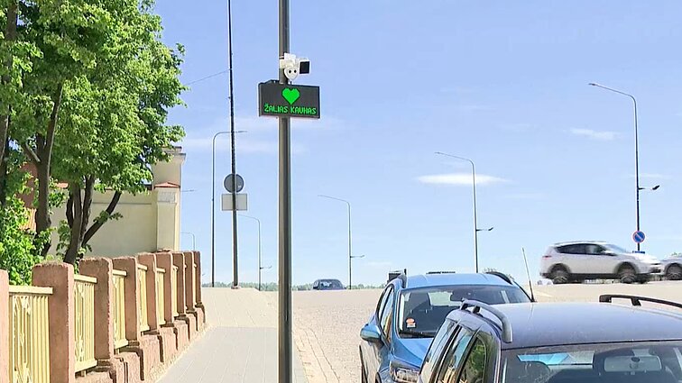Kaunui apmokestinant senamiestį kertančius automobilius, tėvai piktinasi: absurdas