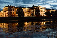 Pałac w Jełgawie nocą Pałac w Jełgawie nocą