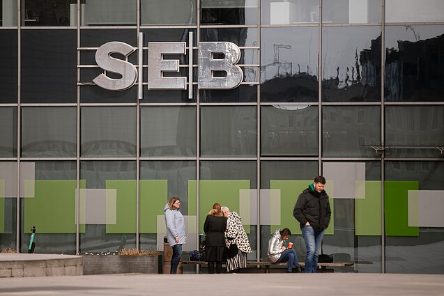 SEB bankui pabranginus kasdienes paslaugas, LB ėmėsi vertinti tokį banko sprendimą
