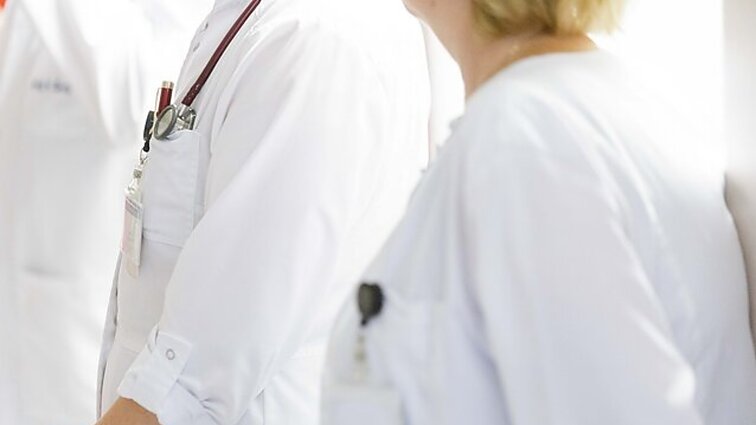 Klaipėdos ligoninė mažina vadovų skaičių ir keičia struktūrą: medikai jaučiasi neramiai