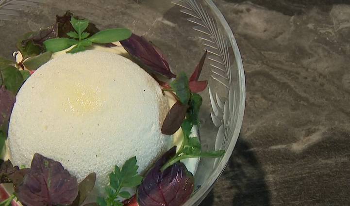 Šefo Eidukevičiaus „Pavlovos“ receptas: gardžiam desertui – paprasti ingredientai