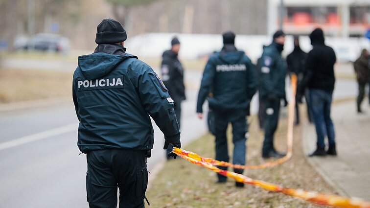 Įtariamieji Volkovo užpuolimu apskundė Europos arešto orderį, ekstradicijos data neaiški