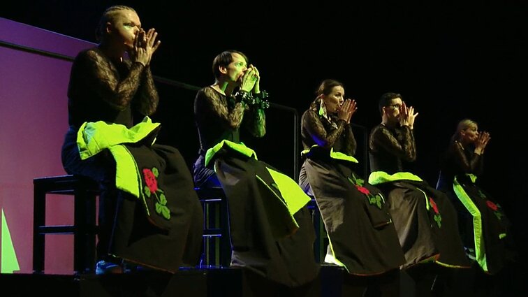 Alytaus miesto teatre premjera – spektaklis-koncertas vaikams dzūkų tarme „Voro vestuvės“