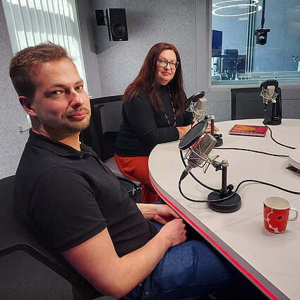 Kodėl reikalingos šiurpios pasakos ir siaubo filmai? Su psichiatru Jonu Fugaliu ir folkloriste Jurga Sivickaite-Sadauskiene