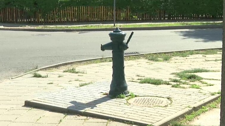 Vandentiekio neįsivedę panevėžiečiai paliekami likimo valiai: naikinamos vandens kolonėlės