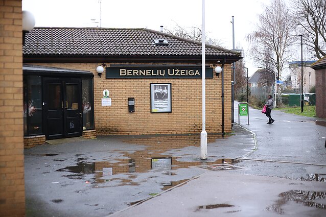 „Bernelių užeiga“ Londono Bektono rajone „Bernelių užeiga“ Londono Bektono rajone
