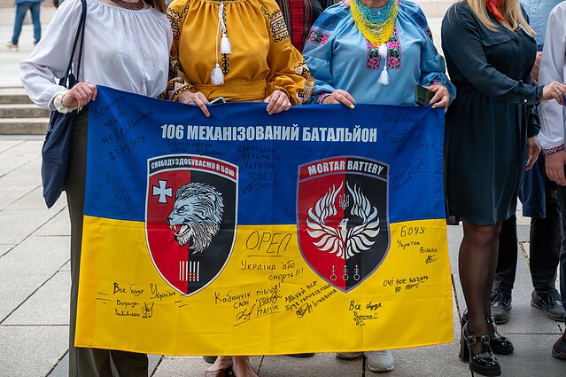 У Каунасі вшанували українських героїв і презентували фільм про Євгена Коновальця