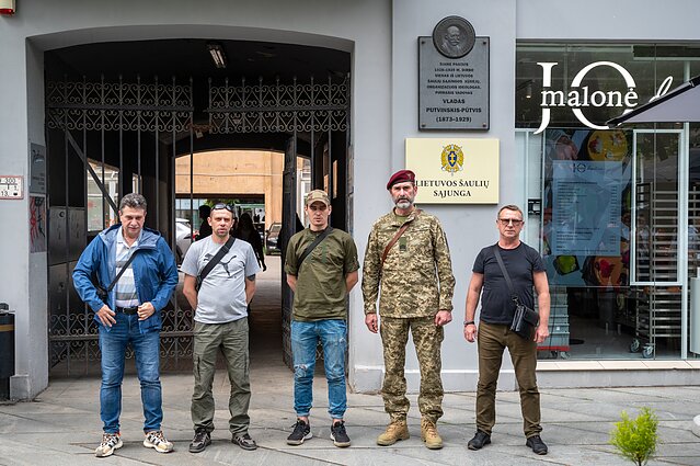 У Каунасі вшанували українських героїв і презентували фільм про Євгена Коновальця