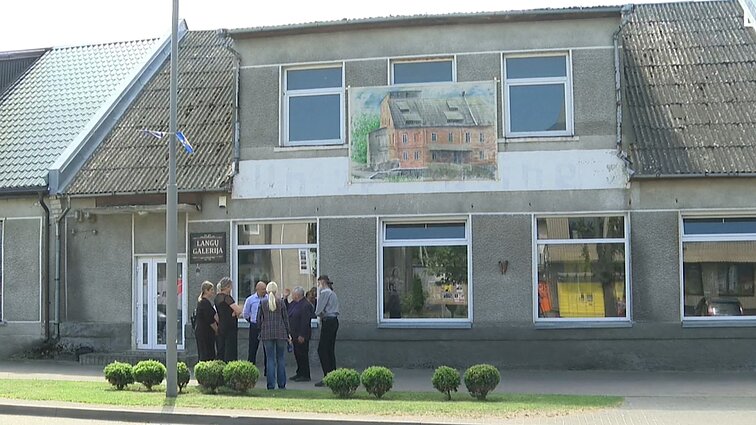 Viekšnių apleisto pastato languose – žymiausi architektūros objektai prieš 100 metų