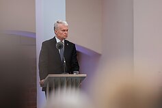 Paskutiniai Ingridos Šimonytės ir Gitano Nausėdos debatai Paskutiniai Ingridos Šimonytės ir Gitano Nausėdos debatai
