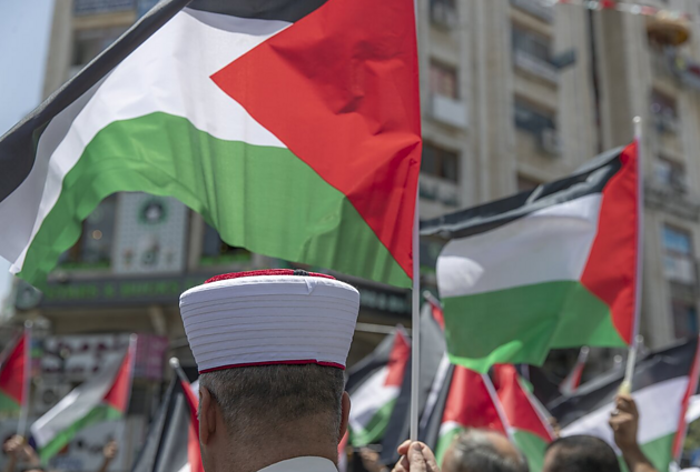 Ispanija, Norvegija ir Airija nuo šiandien pripažįsta Palestiną 1967-ųjų sienomis
