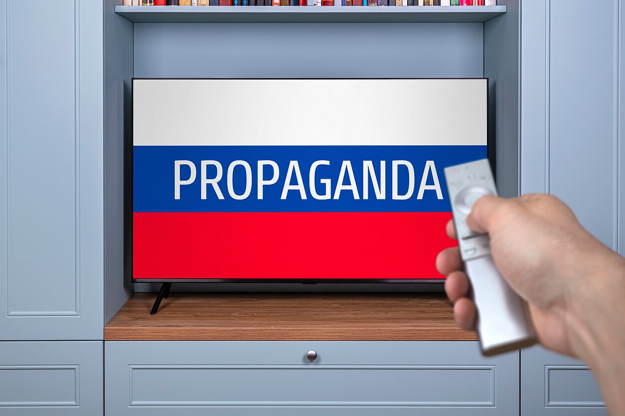 Российская телевизионная пропаганда Российская телевизионная пропаганда