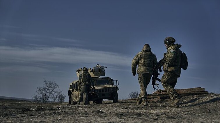 Vis daugiau šalių ragina leisti Ukrainai smūgiuoti Rusijos teritorijai su Vakarų ginkluote