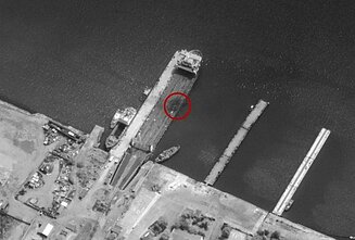 Ukrainiečiai skelbia smogę Rusijos kariuomenės perkėlai Kryme Ukrainiečiai skelbia smogę Rusijos kariuomenės perkėlai Kryme