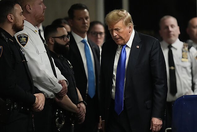 Kojala: net jei būtų įkalintas, Trumpui tai netrukdytų siekti prezidento posto