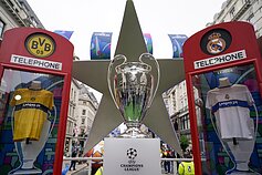 Čempionų lygos trofėjus Čempionų lygos trofėjus