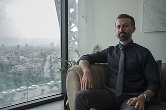 Mohammedas Anwaras, startuolio „Stack Solvers“, orientuoto į šalies medicinos sektorių, įkūrėjas. Mohammedas Anwaras, startuolio „Stack Solvers“, orientuoto į šalies medicinos sektorių, įkūrėjas.