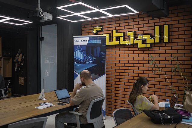 Station, a coworking space in Baghdad and Erbil. Shanga and Lara Saadallah are two sisters working there. They founded Tevin Data, a data science startup, after finishing their studies and getting work experience in an American company. “We need to shift from oil – a lot of people are now jobless and just waiting to be employed by the government, but they need to start businesses,” said Shanga. Station, a coworking space in Baghdad and Erbil. Shanga and Lara Saadallah are two sisters working there. They founded Tevin Data, a data science startup, after finishing their studies and getting work experience in an American company. “We need to shift from oil – a lot of people are now jobless and just waiting to be employed by the government, but they need to start businesses,” said Shanga.