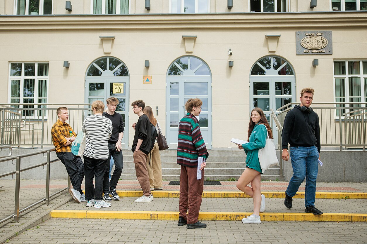 Anglų kalbos egzaminas. Asociatyvi Anglų kalbos egzaminas. Asociatyvi