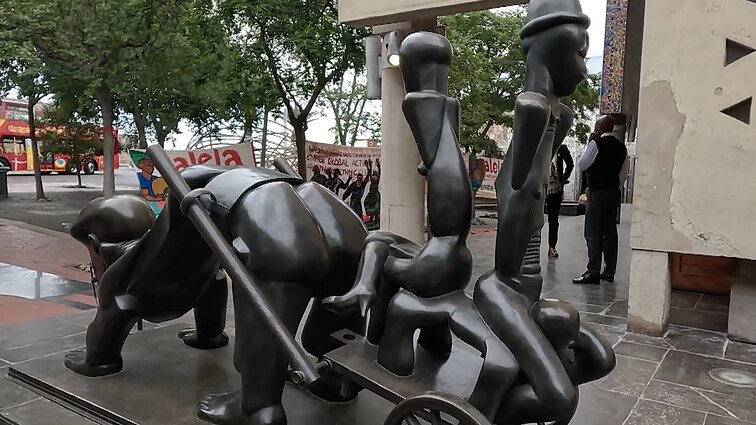 „Meno nuo teisingumo negalima atskirti“: žvilgsnis į apartheidu paženklintus PAR kūrinius