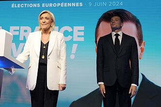 Marine Le Pen Nacionalinio sambūrio štabe Marine Le Pen Nacionalinio sambūrio štabe