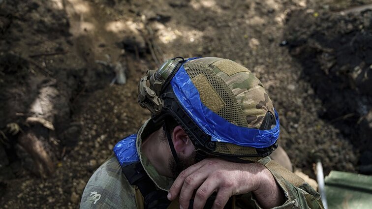 Politologas apie padėtį Ukrainoje: žingsnis po žingsnio rusai juda ir stumiasi