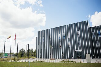 „LITLAB“ priklausantis verslo centras šalia Vilniaus oro uosto 