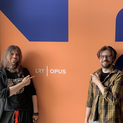 Po albumą pristačiusios grupės „Atvejis“ tiesmukais pavadinimais – sunkus emocinis pamatas