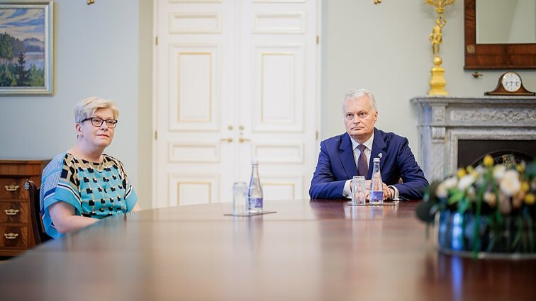 Šimonytė tenkina Navickienės prašymą ją atleisti