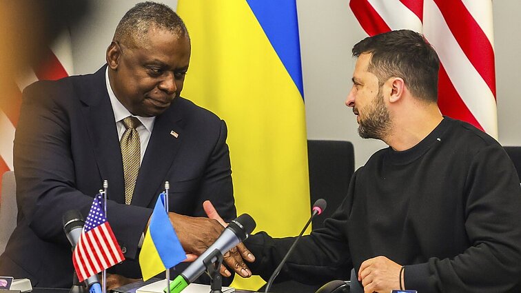 JAV gynybos sekretorius apie Putino reikalavimus Ukrainai: pasityčiojimas iš sveiko proto