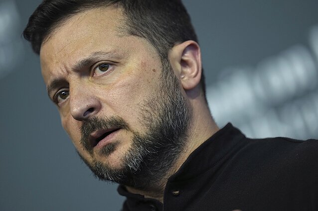 Zelenskis: derybos įmanomos kad ir rytoj, bet pirmiau Rusija turi išvesti savo pajėgas