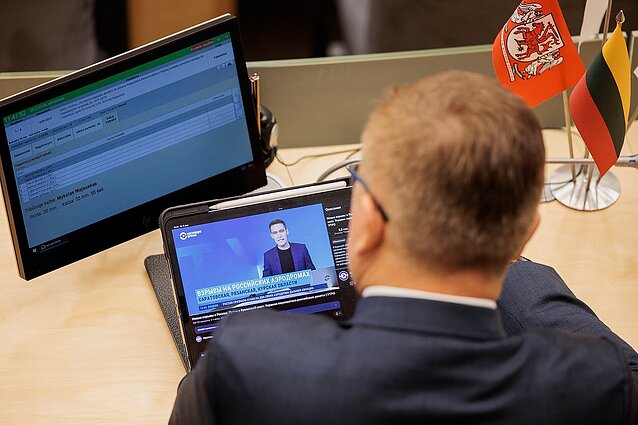 Seime – siūlymas parlamentarams grąžinti įrangą: baiminamasi, kad VMI netaptų sąvartynu
