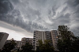 Audros debesys slenka per Vilnių Audros debesys slenka per Vilnių