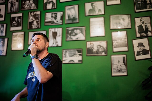 Kastytis Sarnickas-Kastetas būriui bičiulių ir kūrybos gerbėjų pristatė antrąją knygą