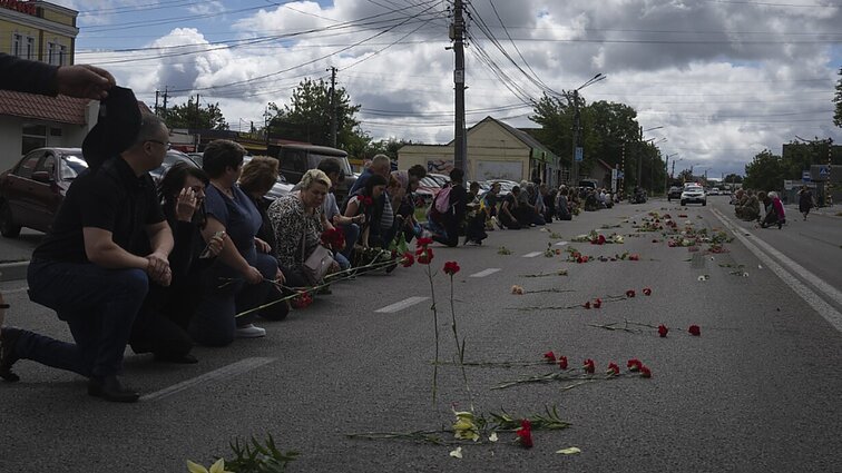 Rusija intensyvina Ukrainos miestų naikinimą: naudoja senas pigiai atnaujintas bombas