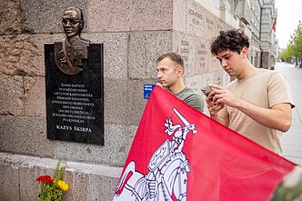 Vilniuje nukabinta Škirpos atminimo lenta