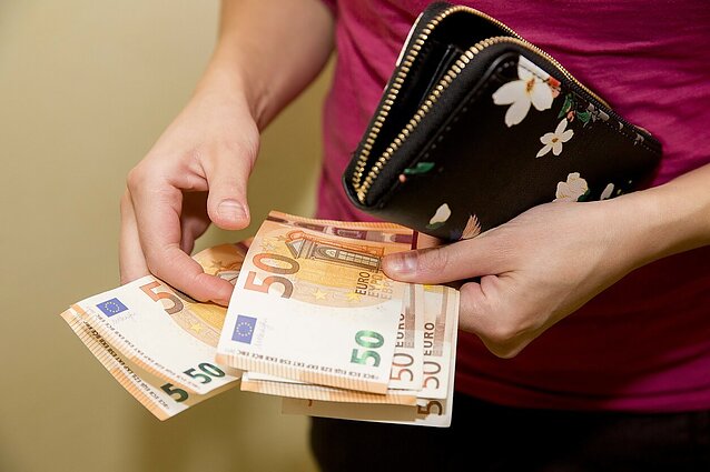Sukčiavimo mastai Lietuvoje nemažėja: šiemet jau išvilioti beveik 4 mln. eurų