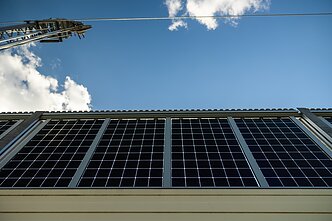 Elektrą gamins triukšmo slopinimo sienelė