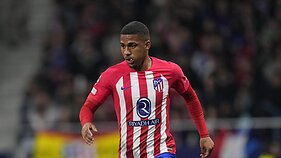 Madrido „Atletico“ marškinėliai su „Riyadh Air“ reklama