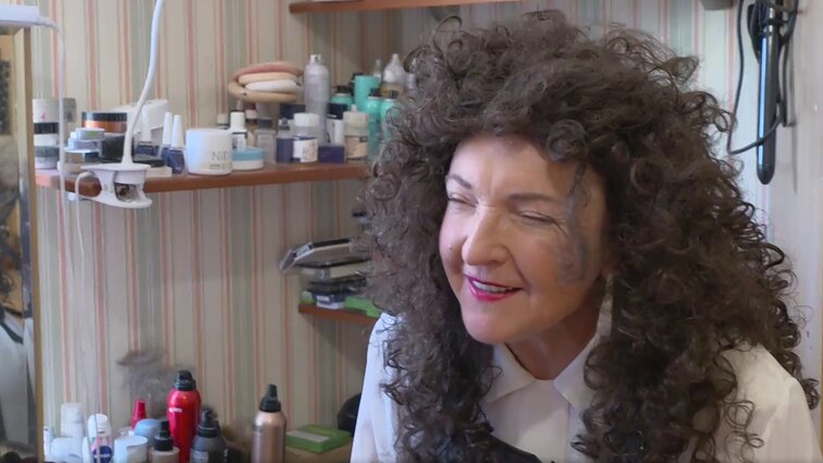 Dviračio žinios. Prezidento kirpėja: tenka pakonfliktuoti su prezidento apsauginiais