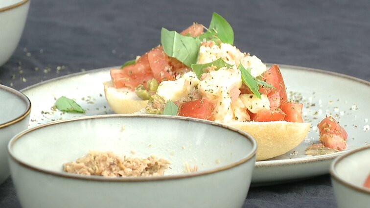 Vasariškas jūros dvelksmas lėkštėje: šefas kviečia išbandyti nesudėtingą itališką užkandį