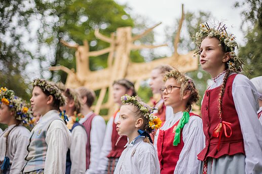 Dainų šventė. Folkloro diena