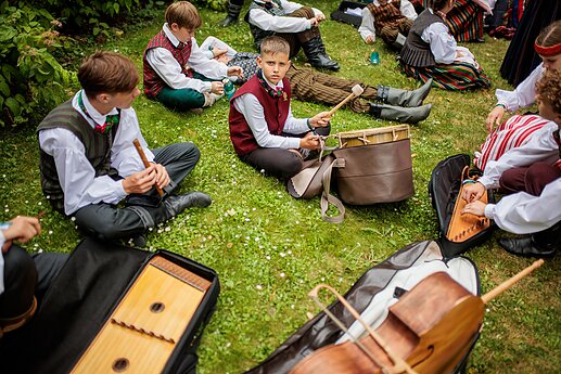 Dainų šventė. Folkloro diena