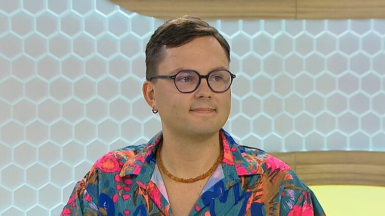 Tinklaraštininkas Raulinaitis siūlo lietuvišką avokado skrebučio versiją su rūkyta žuvimi