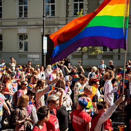Ar reikia uždrausti konversinę terapiją homoseksualiems asmenims?