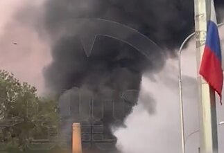 Rusijos Volgogrado srityje dėl bepiločio orlaivio atakos užsidegė naftos bazė