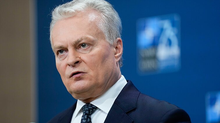 Nausėda apie tiltą Ukrainos narystei NATO: pozityvus signalas Kyjivui